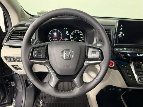 New 2026 Honda Odyssey Elite image 17