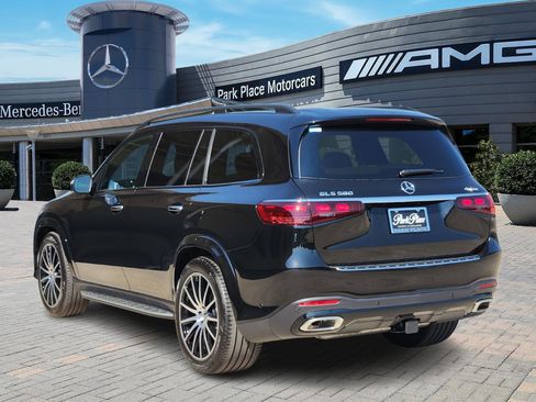New 2026 Mercedes-Benz GLS 580 4MATIC image 4