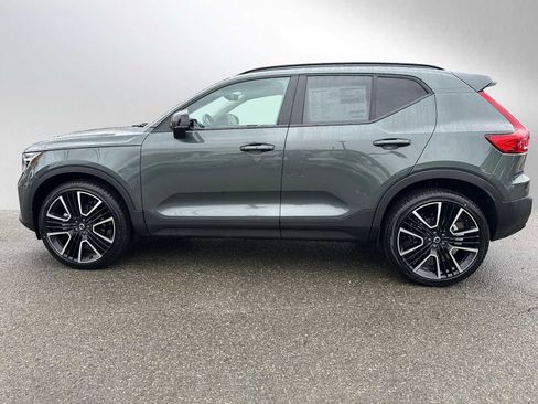New 2026 Volvo XC40 B5 Ultra w/ Protection Package Premier AWD/4WD image 6