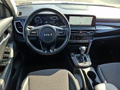 Used 2024 Kia Seltos S AWD/4WD image 11