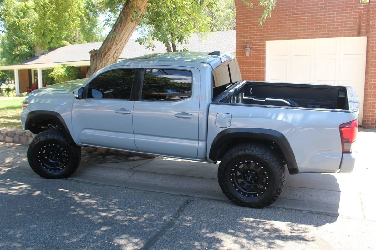 Used 2019 Toyota Tacoma TRD Off-Road AWD/4WD image 44