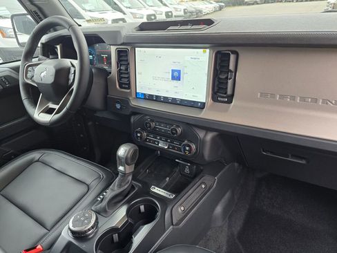 New 2026 Ford Bronco Outer Banks AWD/4WD image 10