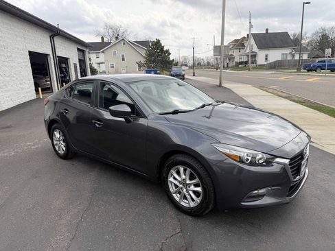Used 2017 MAZDA MAZDA3 Sport image 6