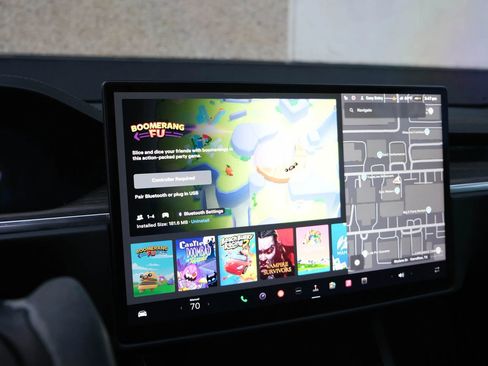 Used 2021 Tesla Model S Plaid image 56