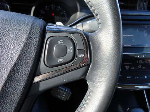 Used 2015 Toyota Avalon XLE image 15