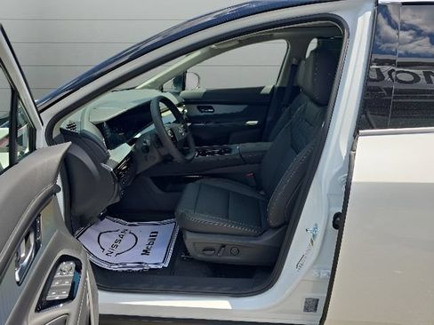 New 2026 Nissan Murano Platinum w/ Cargo Package AWD/4WD image 13