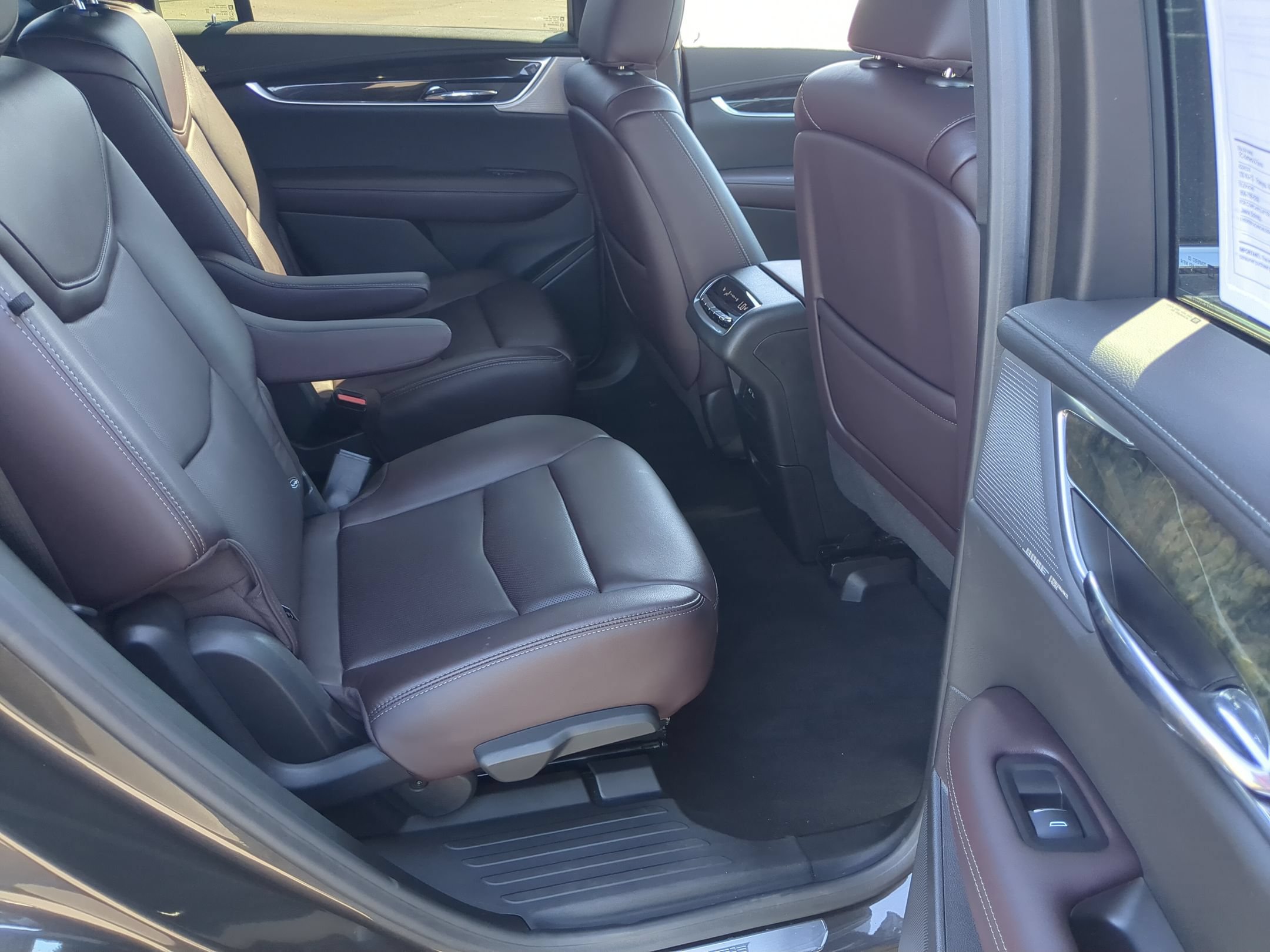 Certified 2020 Cadillac XT6 Premium Luxury AWD/4WD image 25