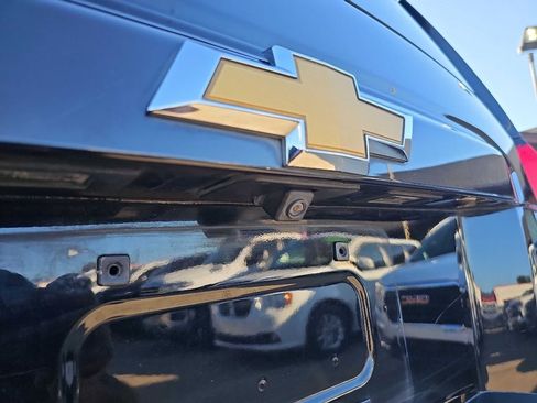 Used 2016 Chevrolet Suburban LTZ image 39