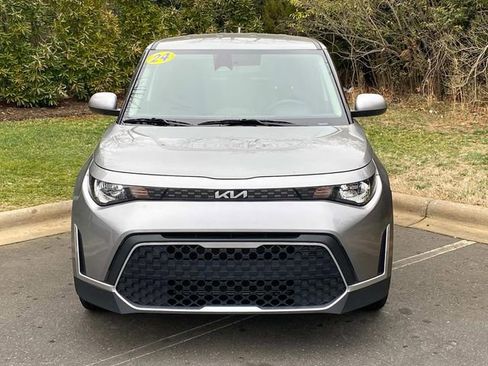 Used 2024 Kia Soul LX w/ Option Group 015 image 2
