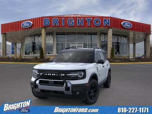 Used 2026 Ford Bronco Sport Outer Banks w/ Sasquatch Outer Banks Package AWD/4WD image 2