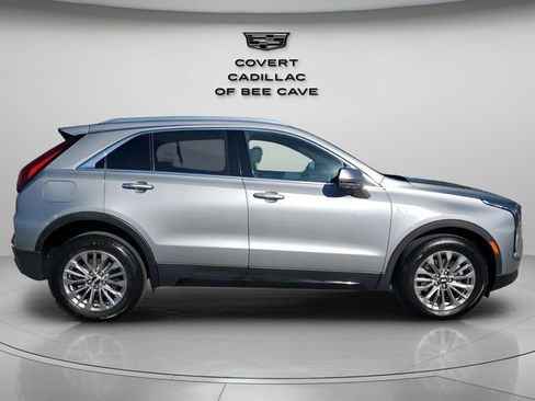 Used 2024 Cadillac XT4 Premium Luxury image 11