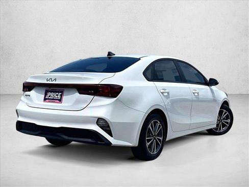 Used 2024 Kia Forte LXS FWD image 2