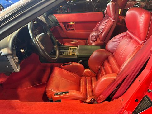 Used 1990 Chevrolet Corvette ZR-1 RWD image 14