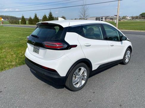 Used 2022 Chevrolet Bolt LT w/ Driver Confidence Package image 6