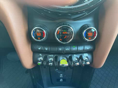 Used 2024 MINI Cooper SE FWD image 20
