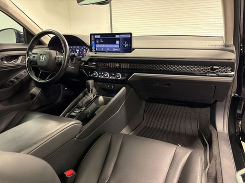 Used 2023 Honda Accord EX-L image 30