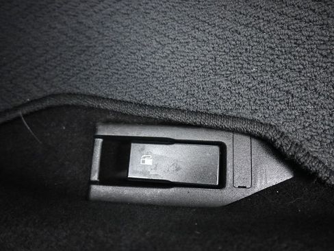 Used 2023 Subaru Impreza Premium image 13