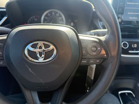 Used 2022 Toyota Corolla LE FWD image 20