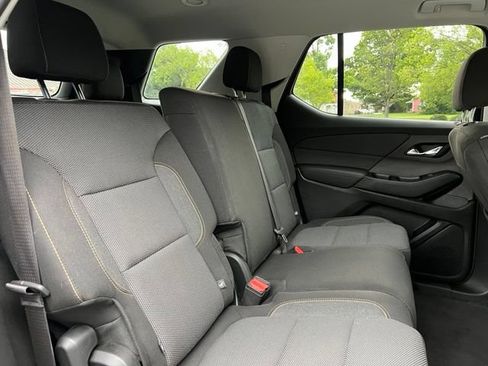 Used 2019 Chevrolet Traverse LS FWD image 19