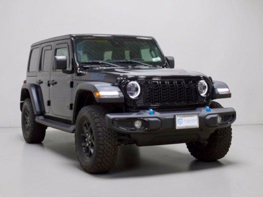 Used 2024 Jeep Wrangler Unlimited AWD/4WD image 7