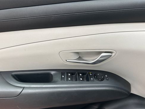 Used 2025 Hyundai Tucson SEL AWD/4WD image 14