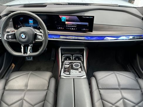 Used 2023 BMW 740i w/ Parking Assistance Package RWD image 12