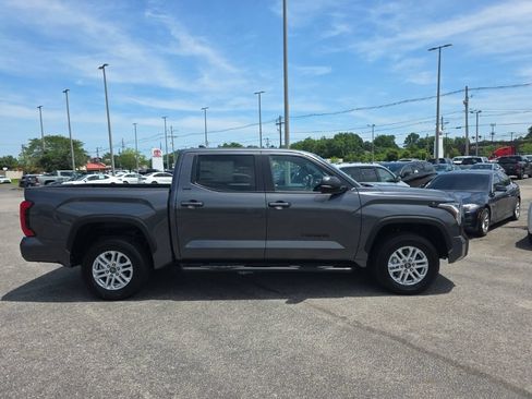 New 2026 Toyota Tundra SR5 AWD/4WD image 3