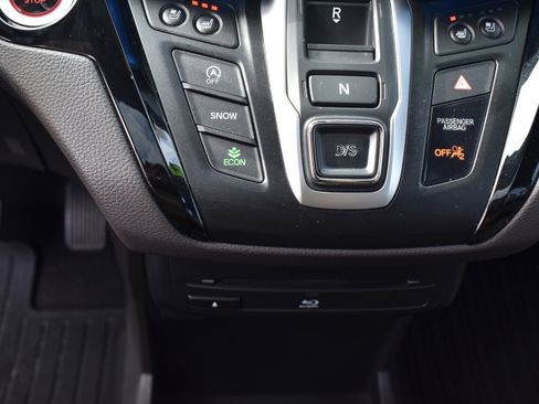 Used 2018 Honda Odyssey Elite image 22