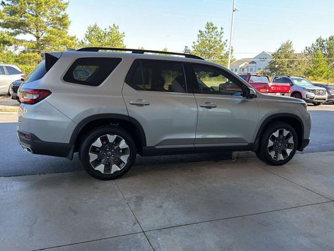 New 2026 Honda Pilot Elite image 7