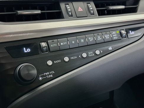 Used 2019 Lexus ES 350 FWD image 22