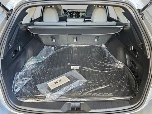New 2025 Subaru Outback Limited image 12