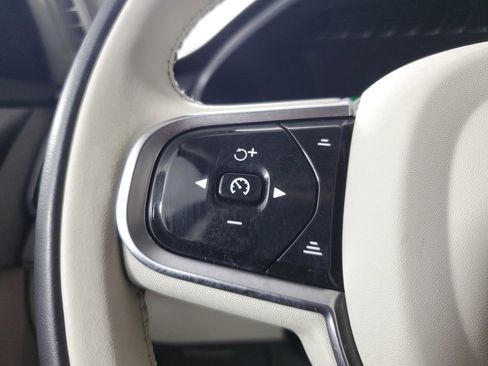 Certified 2024 Volvo XC90 T8 Plus w/ Protection Package Premier AWD/4WD image 28