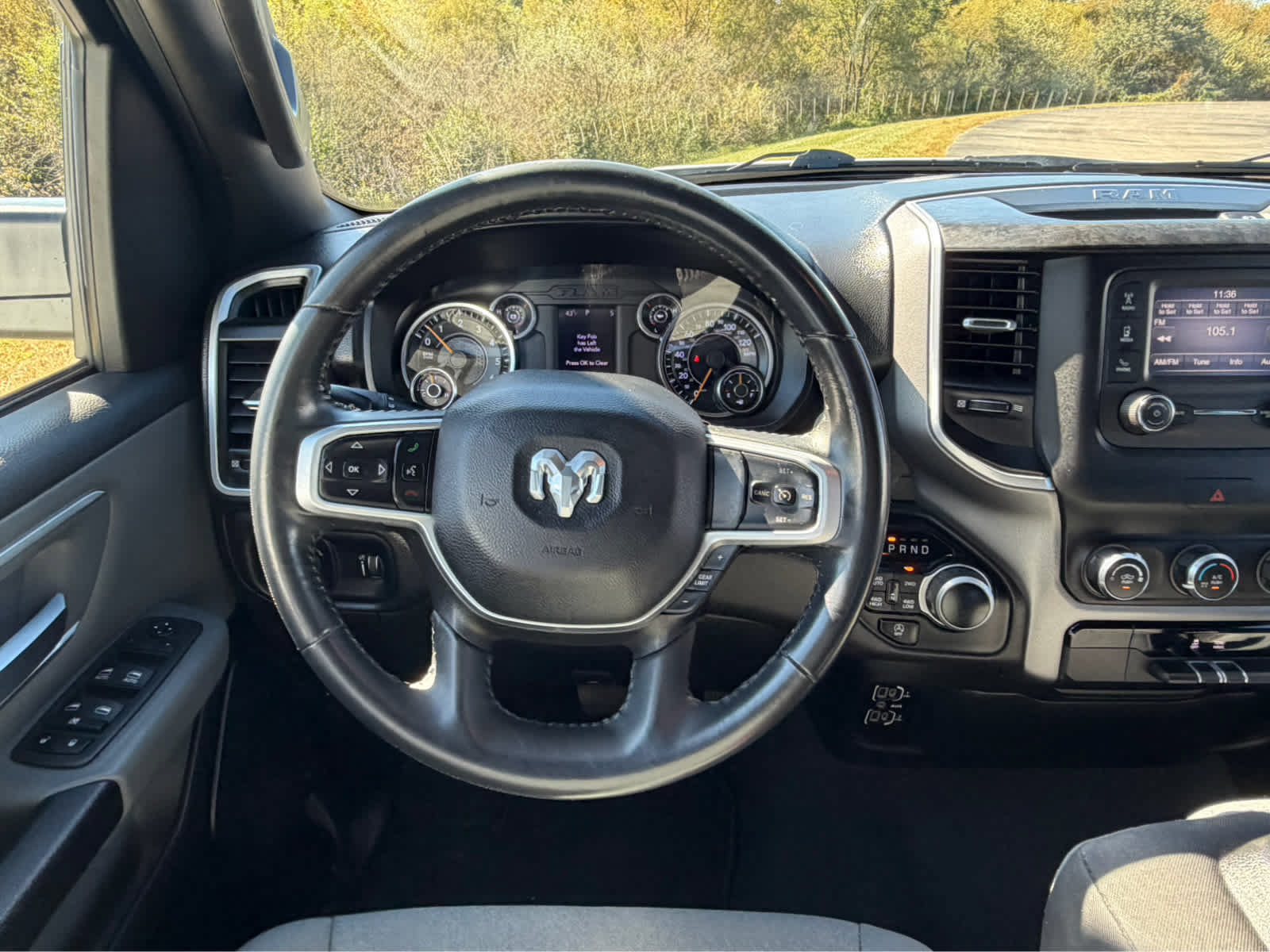Used 2022 RAM 1500 Big Horn AWD/4WD image 32