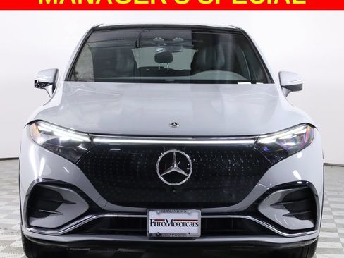 Used 2023 Mercedes-Benz EQS 580 4MATIC SUV image 2