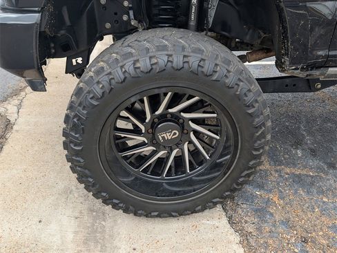 Used 2022 Ford F250 Limited w/ FX4 Off-Road Package image 10