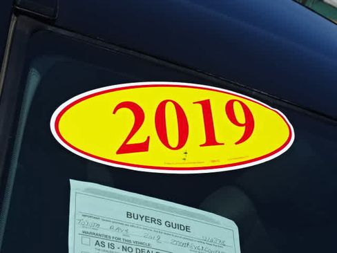 Used 2019 Toyota RAV4 Limited w/ Carpet Mat Package FWD image 6