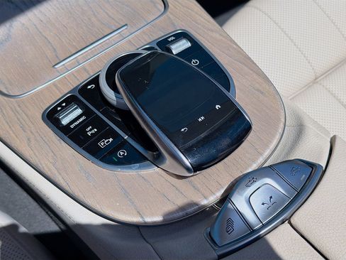 Used 2023 Mercedes-Benz E 450 4MATIC Cabriolet image 48