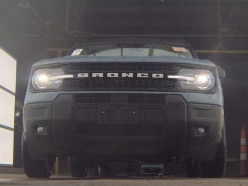 Used 2025 Ford Bronco Sport Outer Banks w/ Outer Banks Tech Package+ image 4