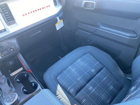 New 2025 Ford Bronco Heritage Edition image 15
