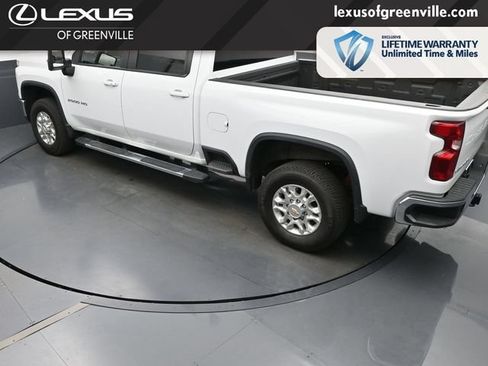 Used 2025 Chevrolet Silverado 2500 LT AWD/4WD image 50