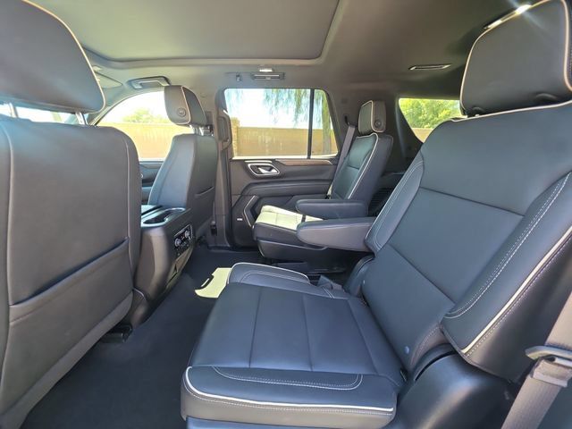 Used 2023 Chevrolet Tahoe Premier AWD/4WD image 25