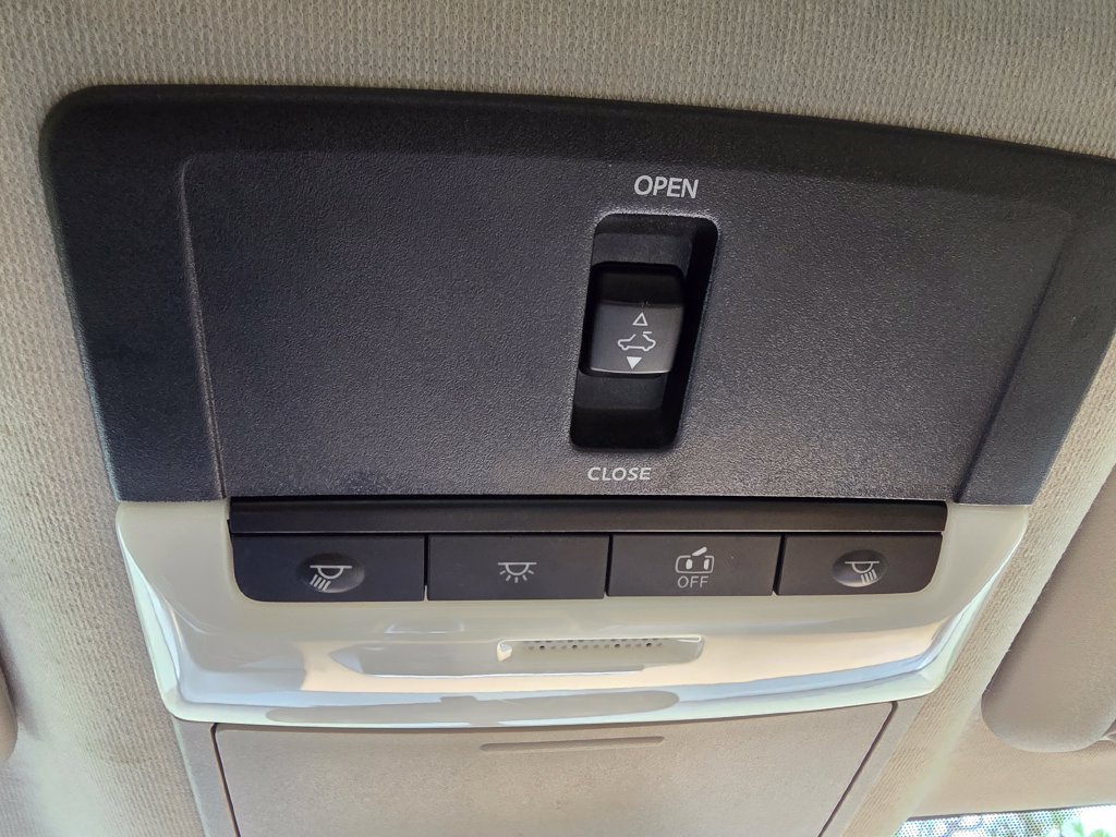 Used 2024 Nissan Sentra SV w/ SV Premium Package FWD image 28