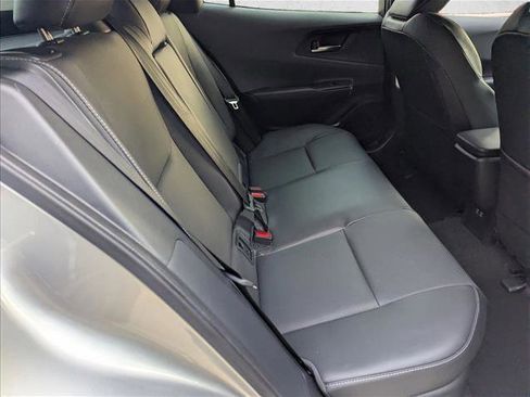 Used 2024 Toyota Prius XLE FWD image 17