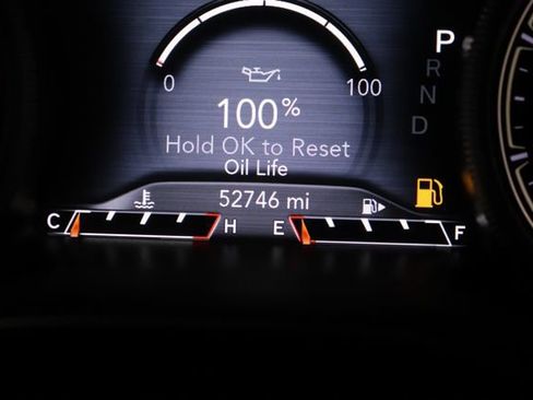Used 2019 Jeep Cherokee Limited FWD image 15