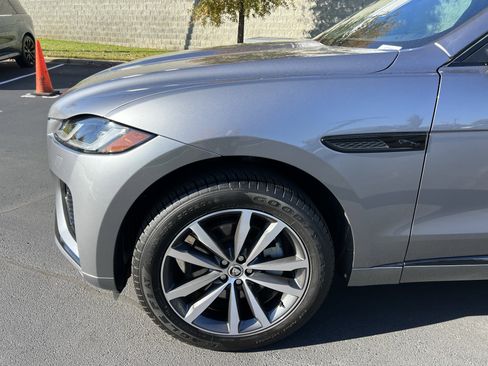 Certified 2025 Jaguar F-PACE R-Dynamic S image 13