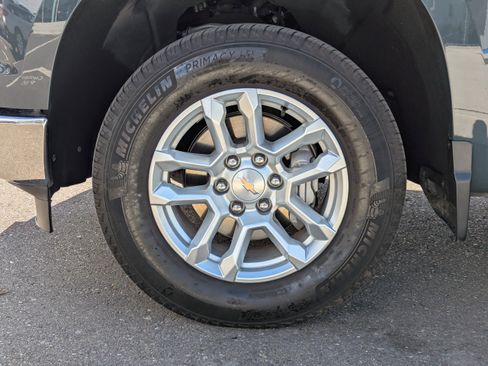 Used 2025 Chevrolet Silverado 1500 LT image 50