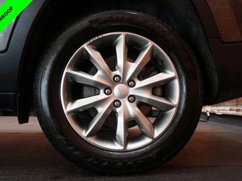 Used 2018 Jeep Cherokee Limited image 80