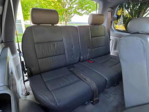 Used 2003 Toyota Land Cruiser w/ Convenience Pkg AWD/4WD image 47