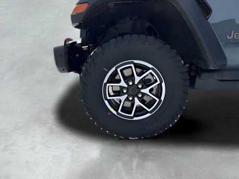 New 2026 Jeep Wrangler Unlimited Rubicon w/ Steel Bumper Group image 41