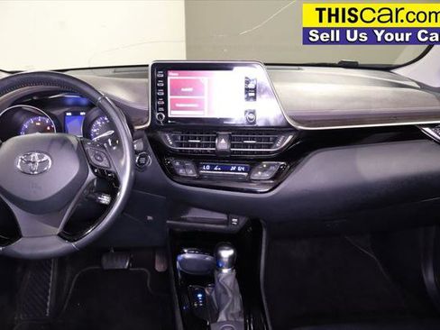 Used 2021 Toyota C-HR Limited FWD image 21